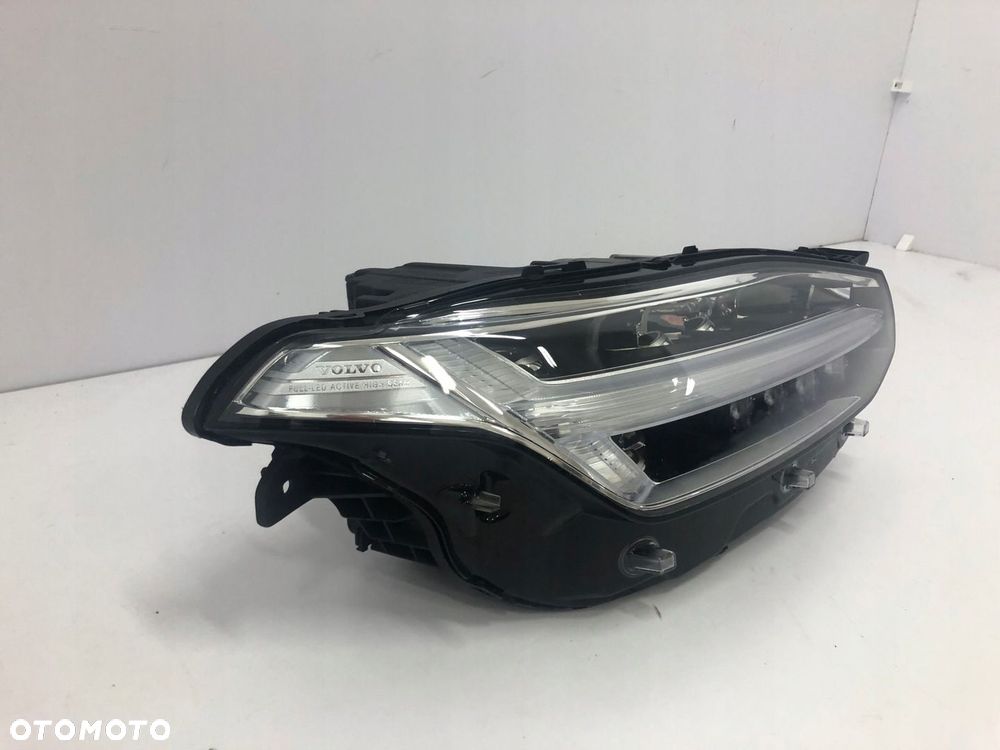 VOLVO XC90 II LIFT FULL LED 5PIN 31655775 LAMPA PRZEDNIA PRAWA - 3