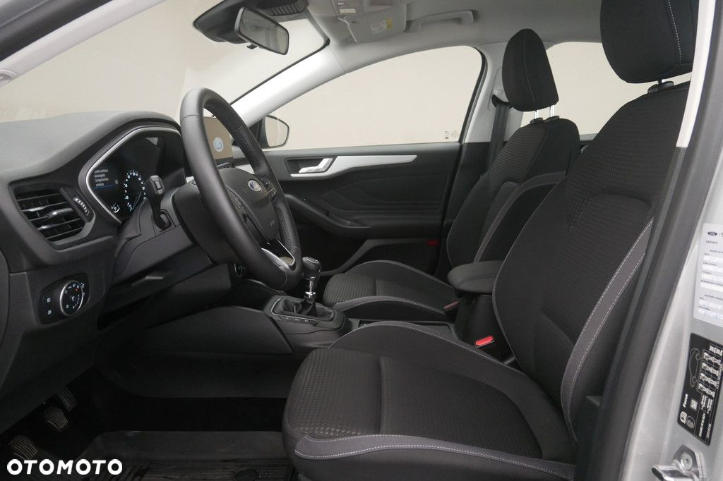 Ford Focus - 12