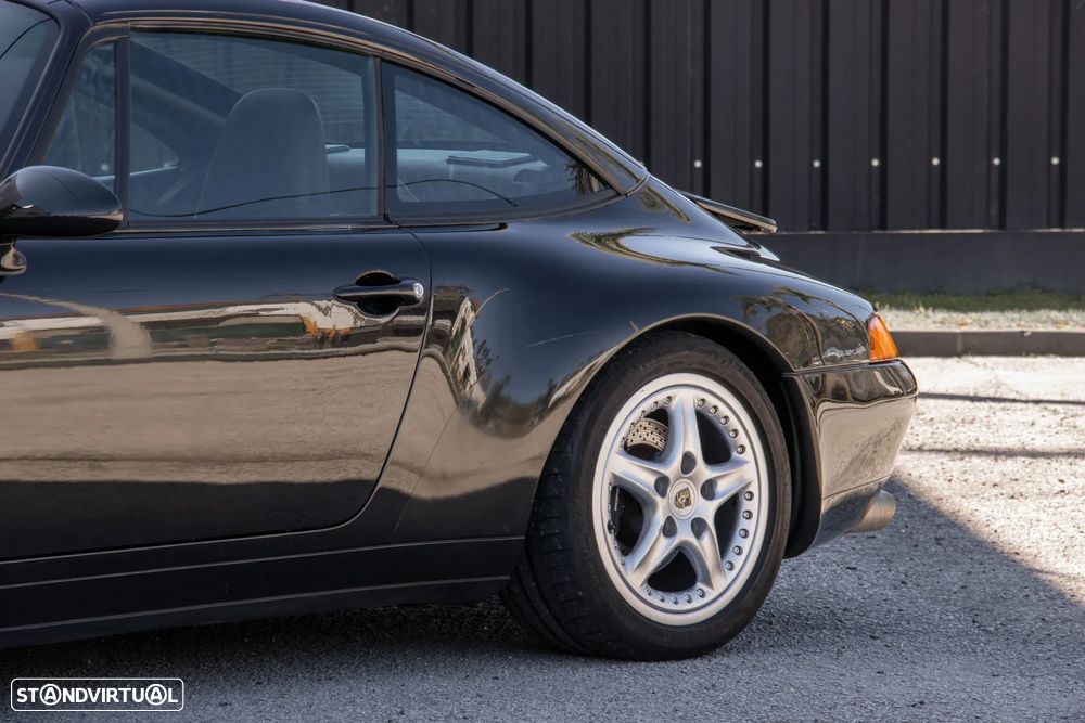 Porsche 911 (993) - 4