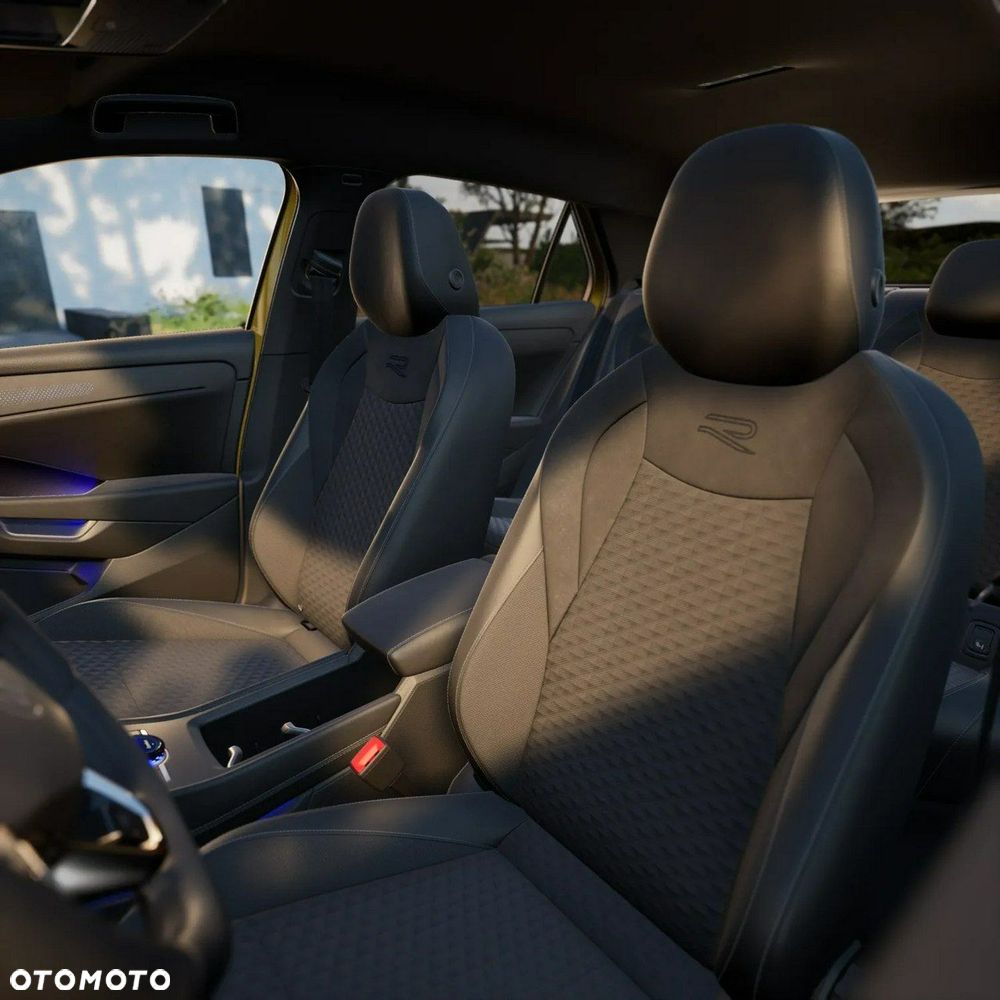 Volkswagen T-Roc - 11