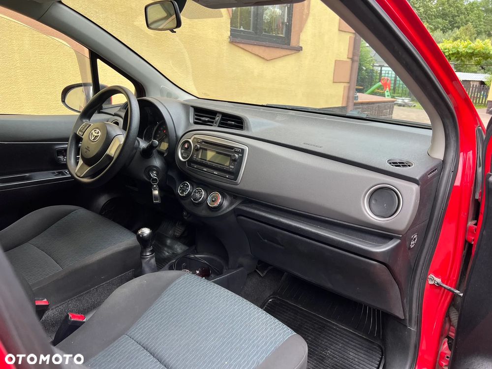 Toyota Yaris 1.0 Terra - 8