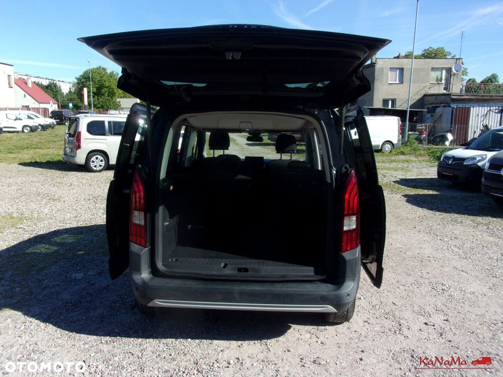 Peugeot Rifter - 13