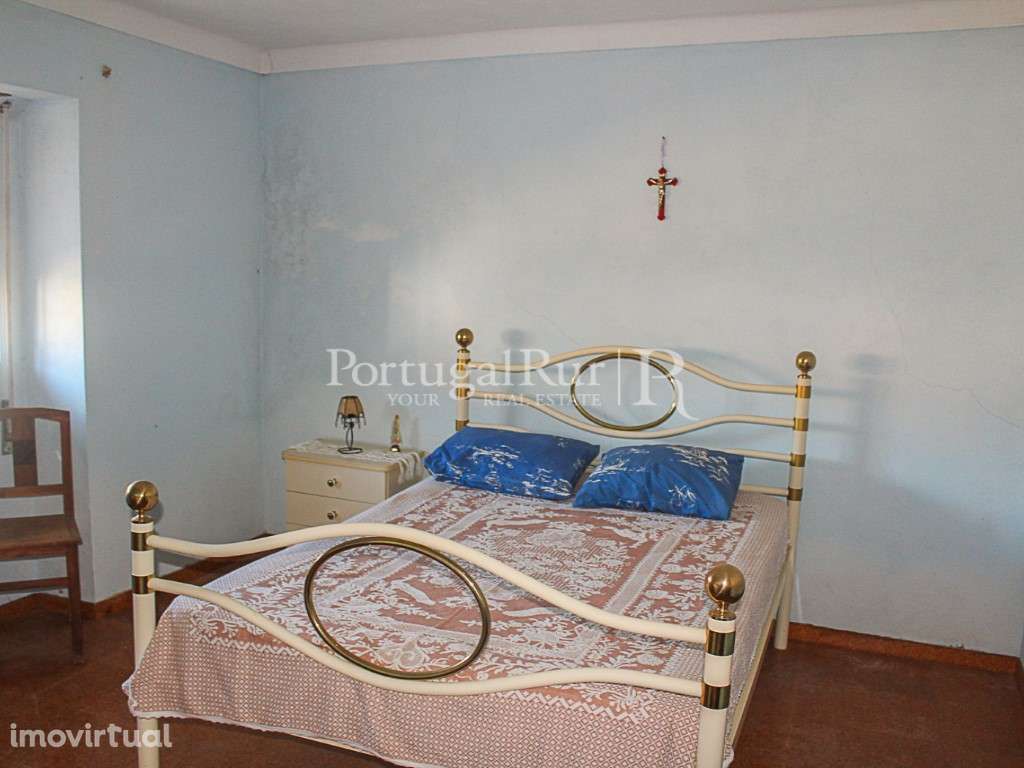 Casa Rústica com pequeno quintal e anexo - São Pedro do Esteval - Grande imagem: 5/20