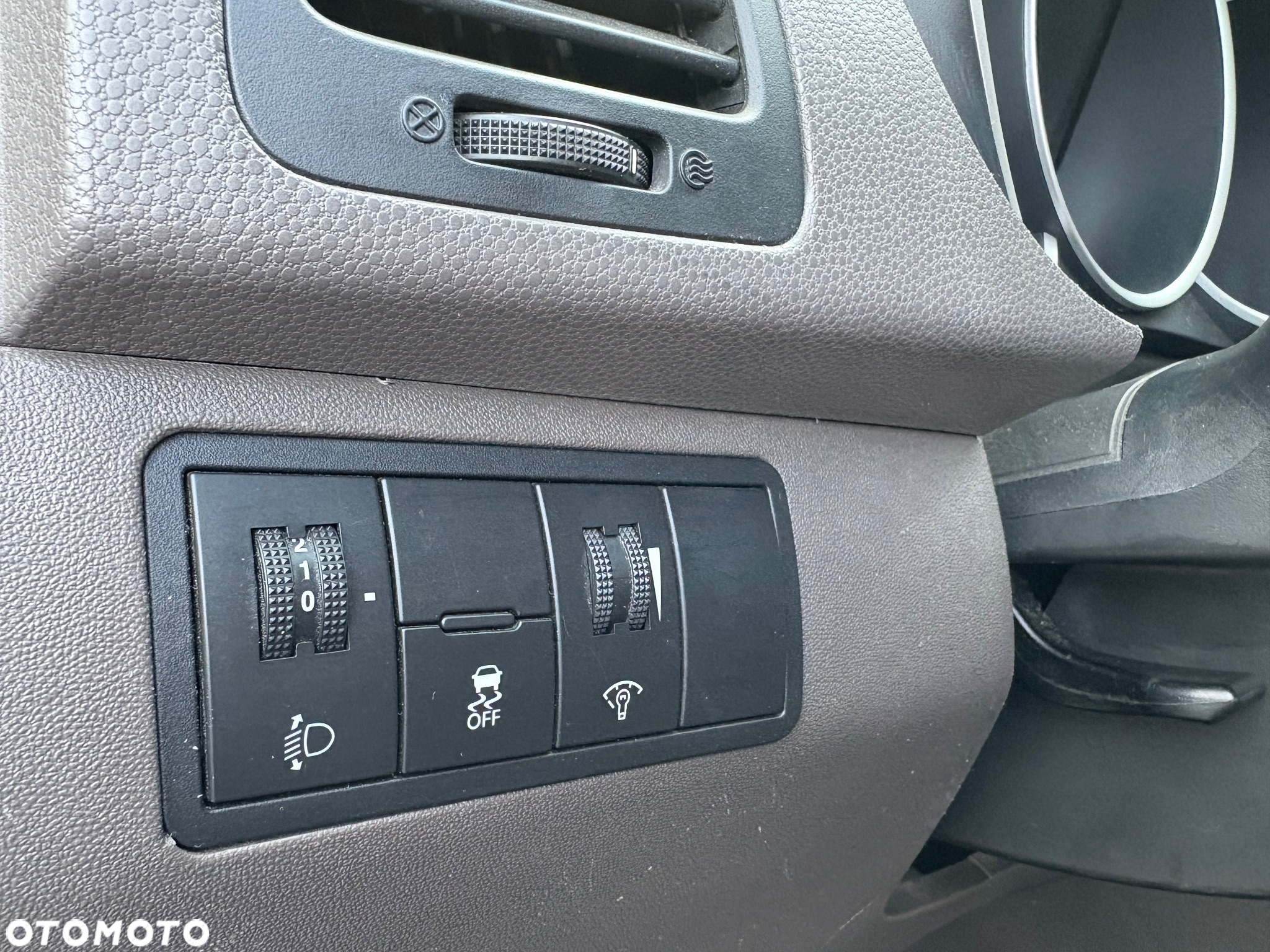 Kia Venga - 14