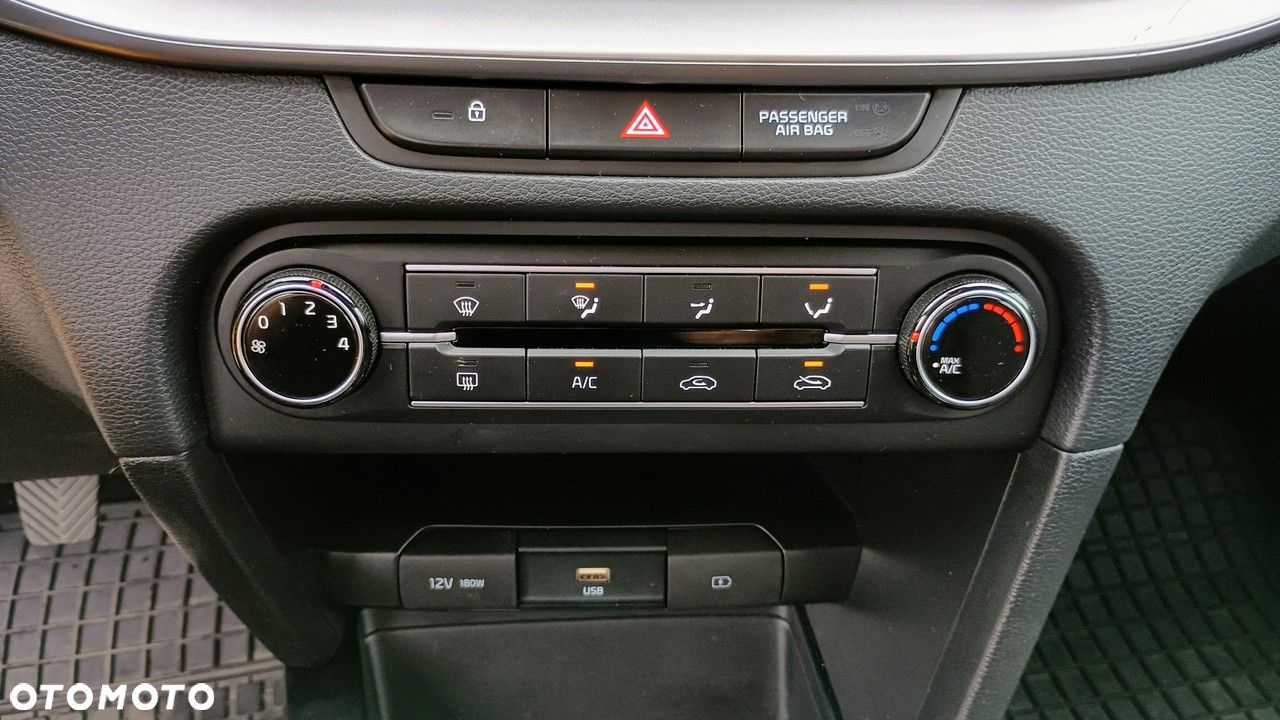 Kia XCeed 1.5 T-GDI M - 27