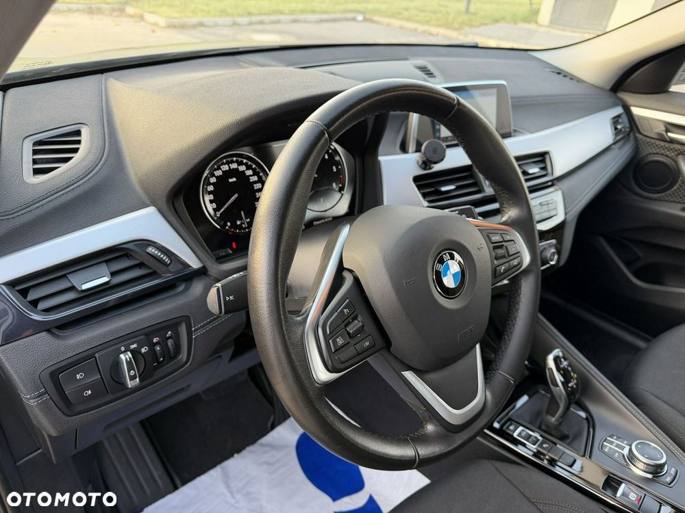 BMW X2 sDrive18d - 18
