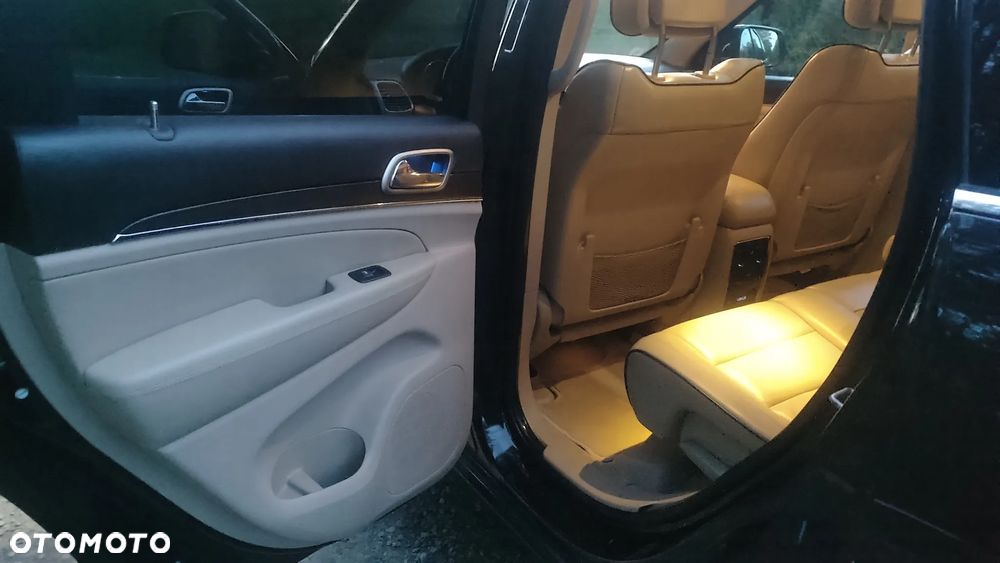 Jeep Grand Cherokee 3.0 CRD Overland - 34