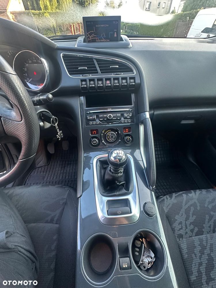 Peugeot 3008 1.6 HDi Premium - 26