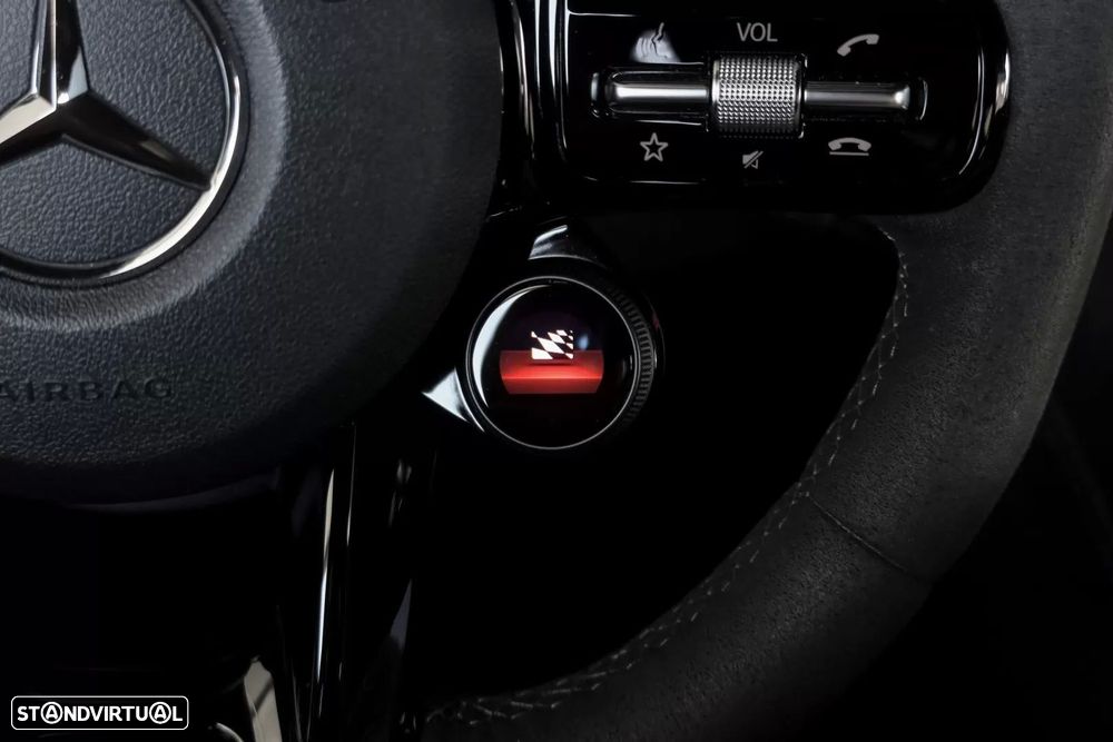 Mercedes-Benz AMG GT R - 12