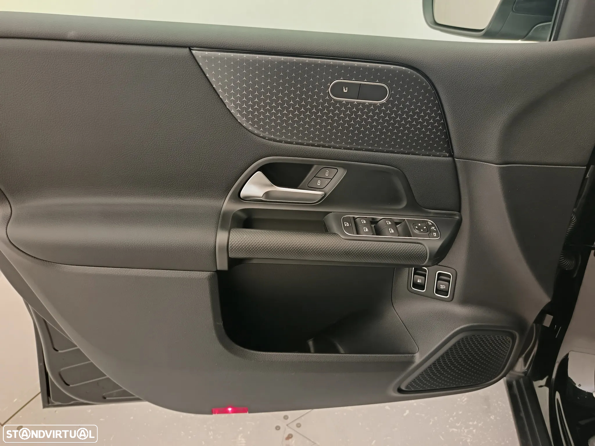 Mercedes-Benz B 250 e - 26