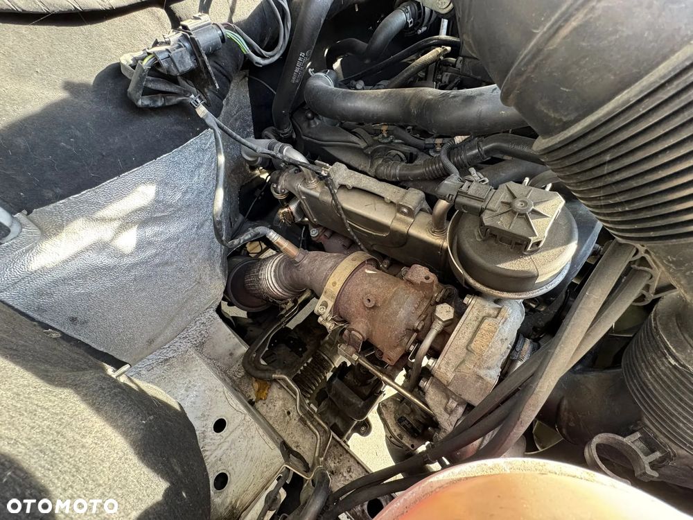 Volkswagen CRAFTER BLIŻNIAKI KONTENER WINDA KLIMATYZACJA - 39