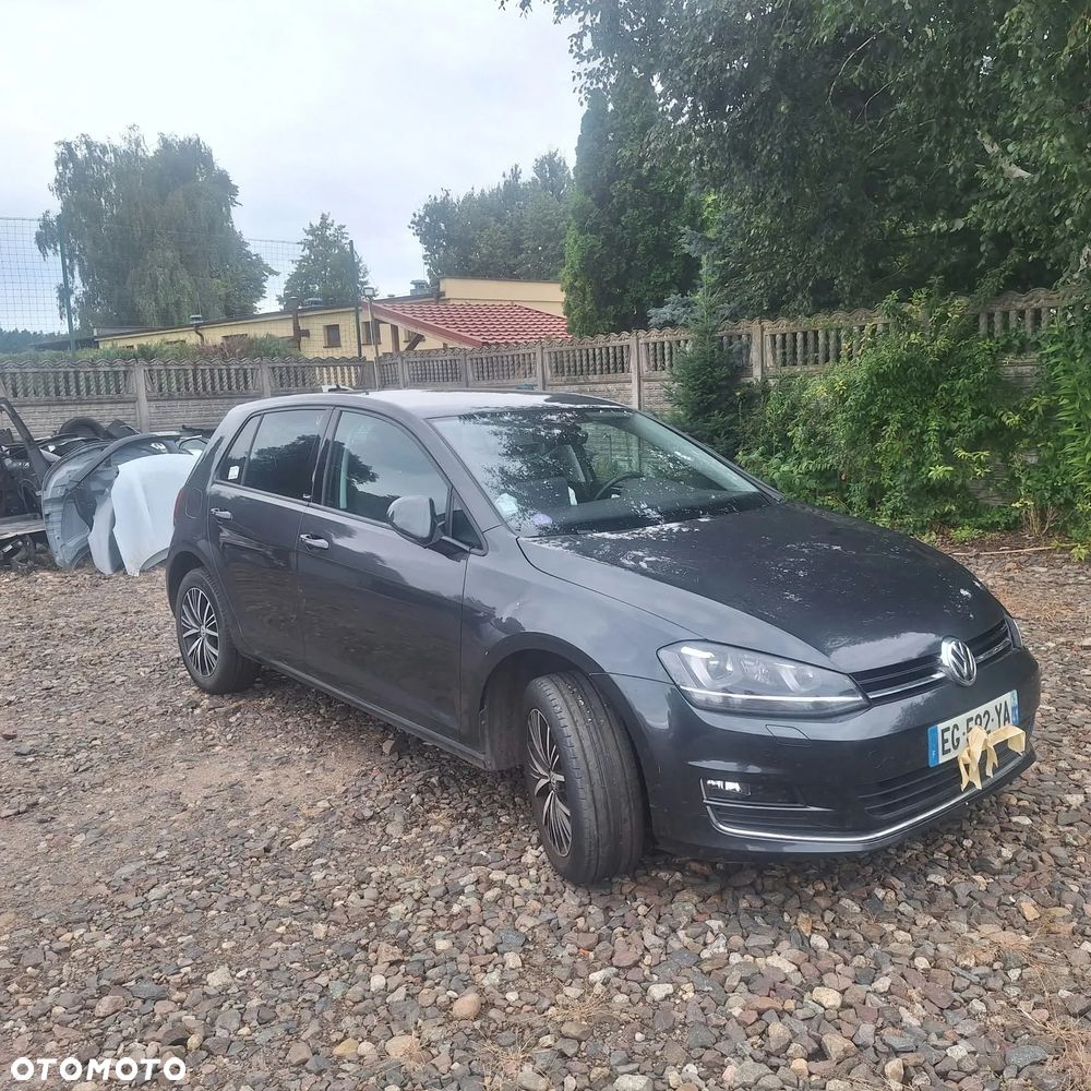 Volkswagen Golf 1.2 TSI BMT Trendline DSG - 3