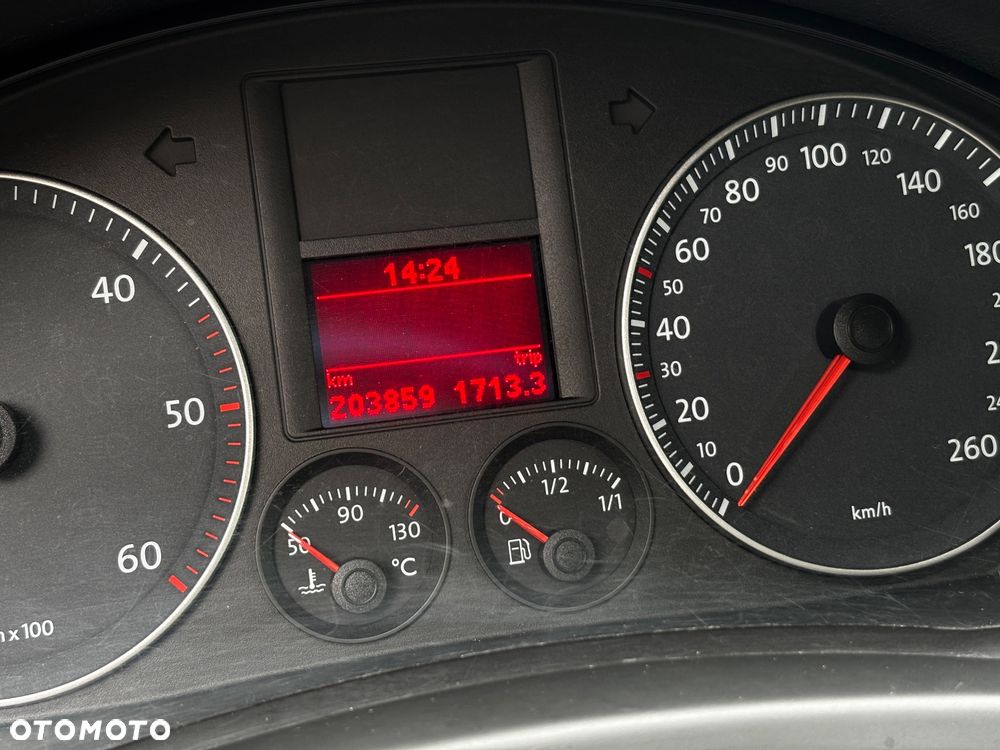 Volkswagen Golf Plus 2.0 TDI Comfortline - 9