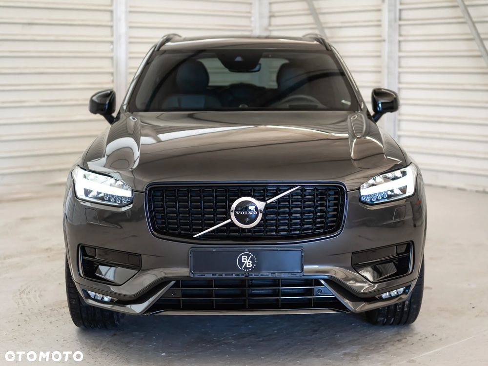 Volvo XC 90 B5 D AWD Ultimate Dark - 11