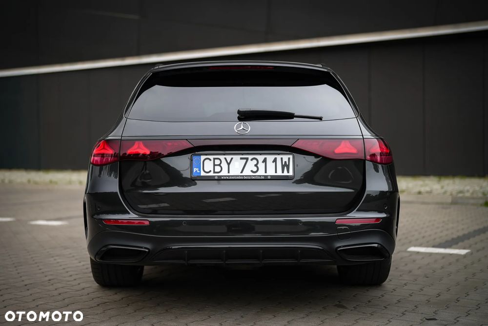 Mercedes-Benz Klasa E 200 9G-TRONIC Edition AMG Line - 20