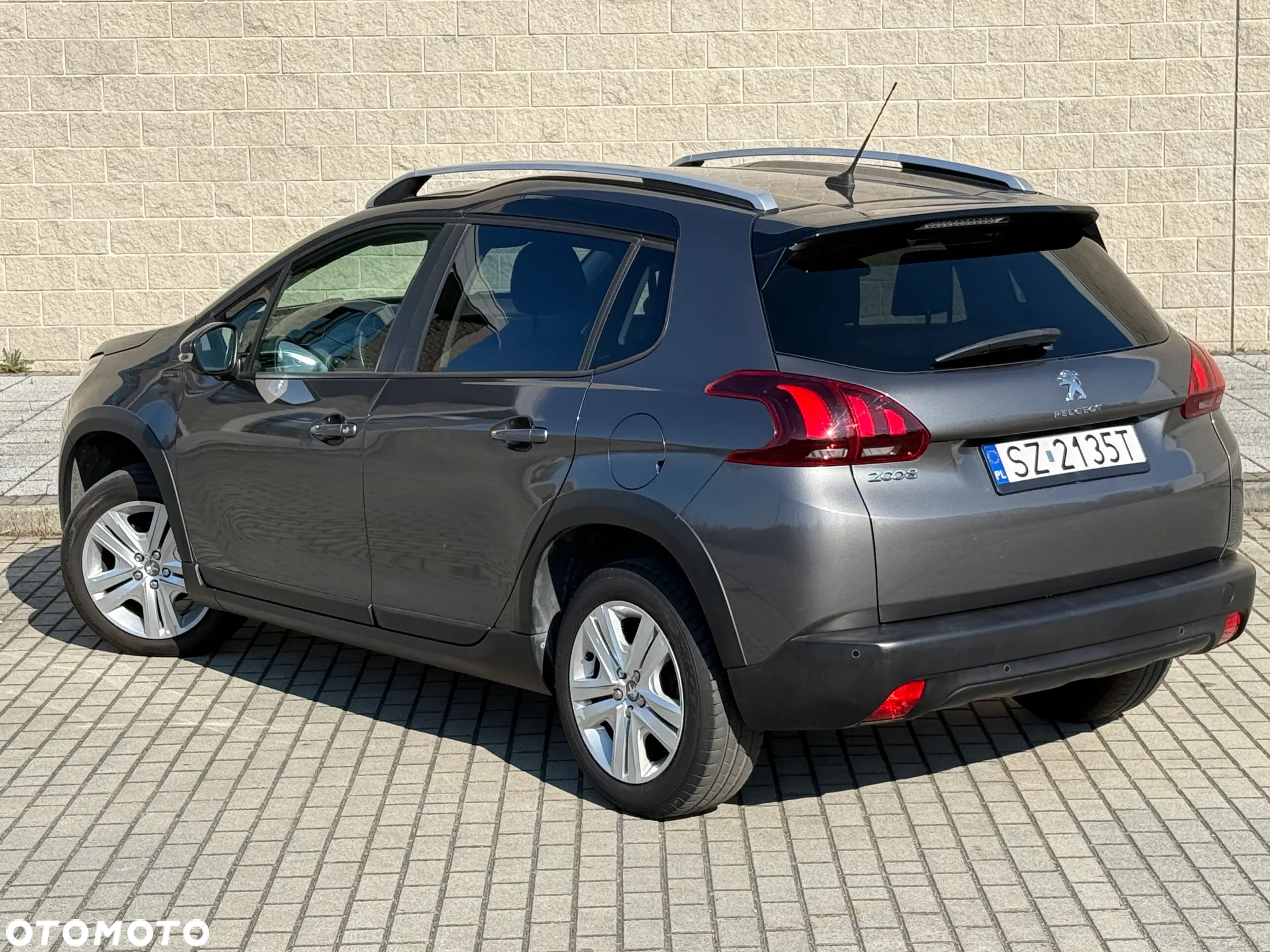 Peugeot 2008 PureTech 82 Signature - 14