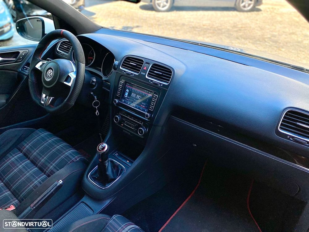 VW Golf 2.0 TSi GTI - 16