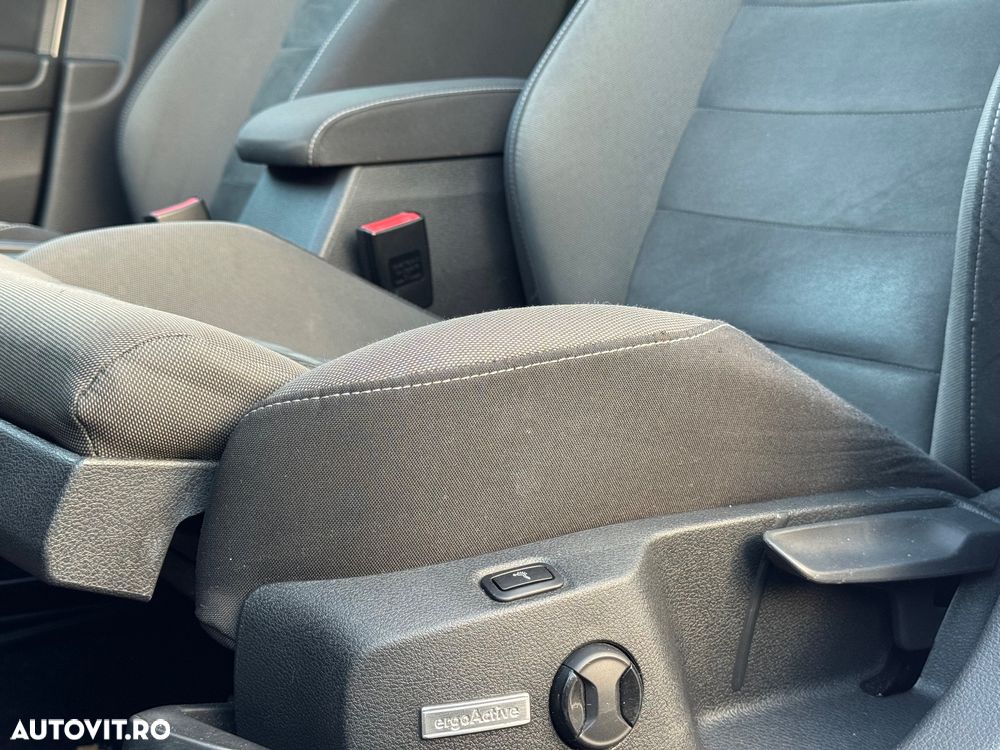 Volkswagen Golf 1.5 TSI DSG Highline - 30