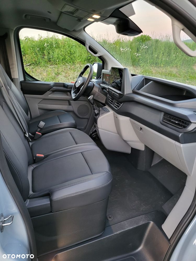 Ford TRANSIT CUSTOM II - 18