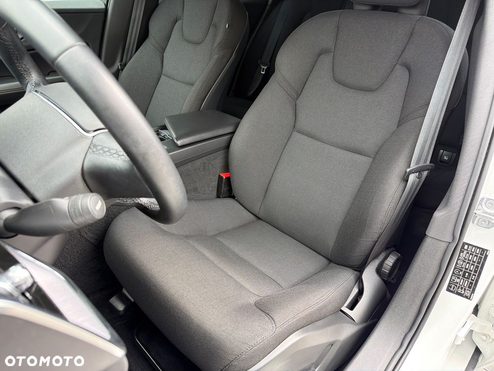 Volvo V60 B3 B DKG Momentum - 5