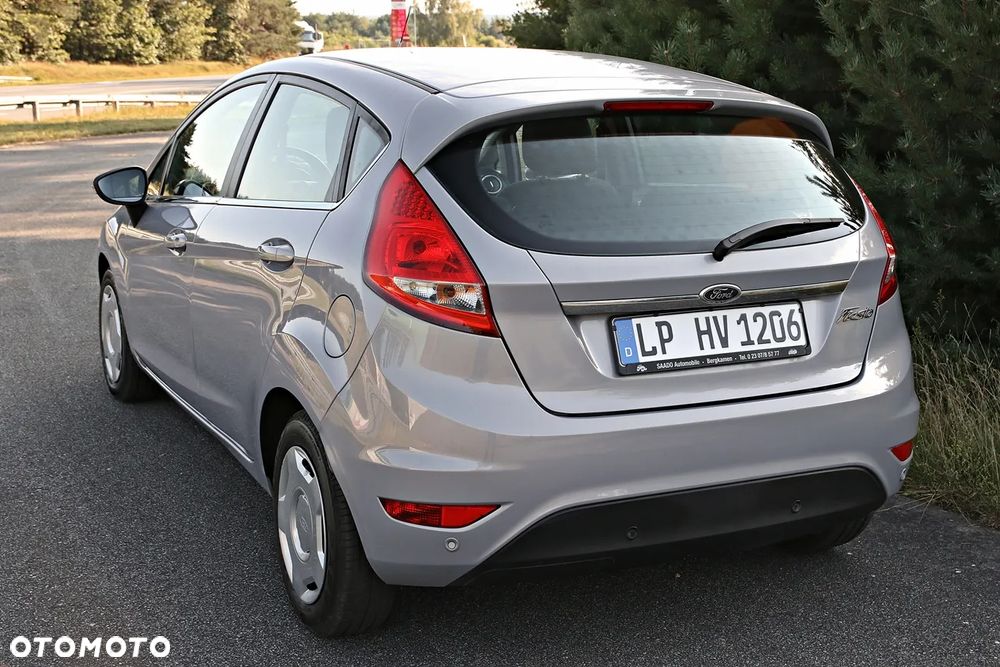 Ford Fiesta 1.6 TDCi Champions Edition - 29