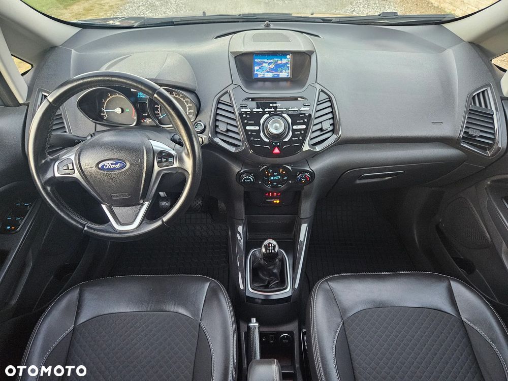 Ford EcoSport - 25