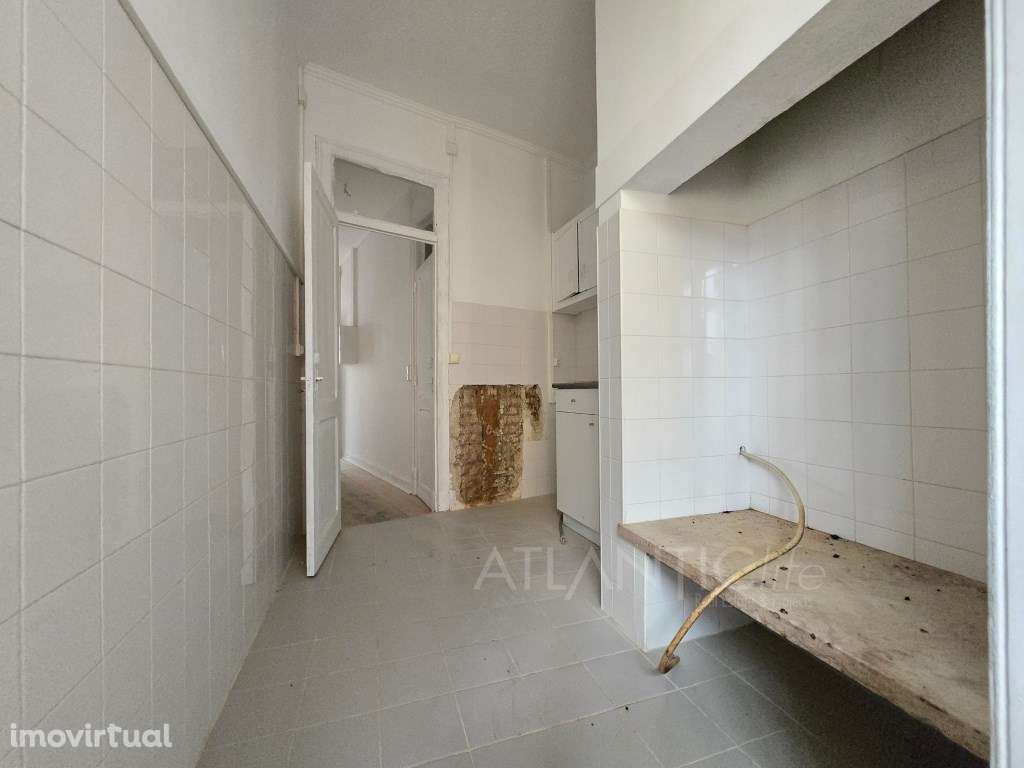 Apartamento T3 + 1 em Arroios - Excelente Oportunidade! - Grande imagem: 3/16