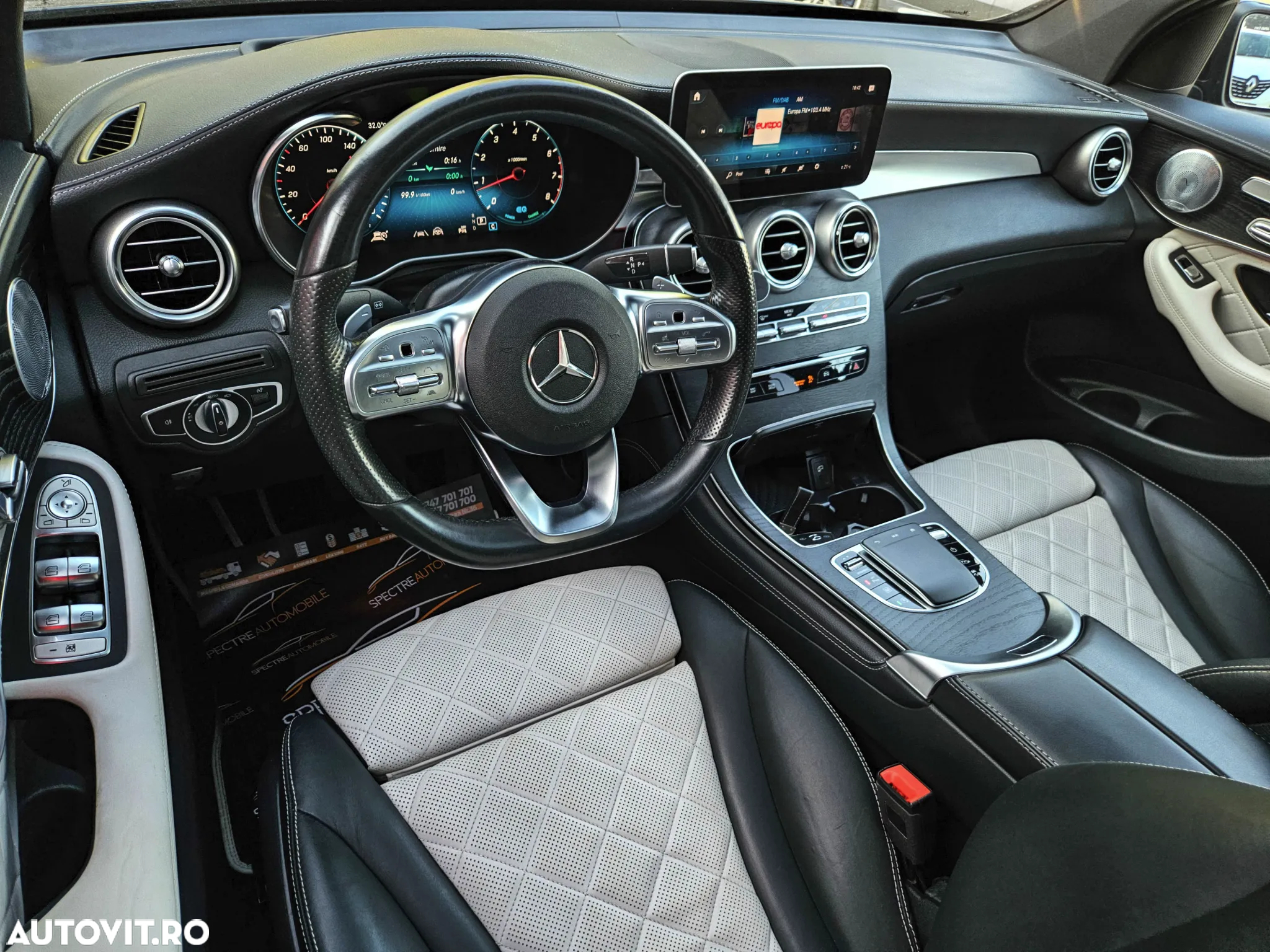 Mercedes-Benz GLC 300 e 4MATIC - 9