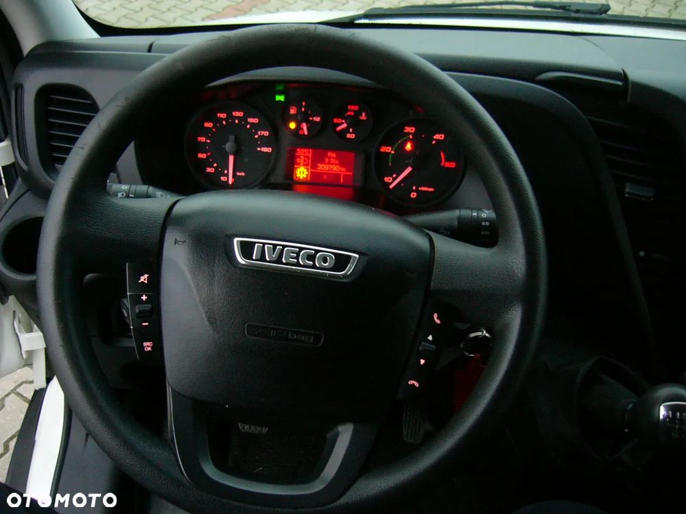 Iveco Daily 35s13 L2H2 - 17