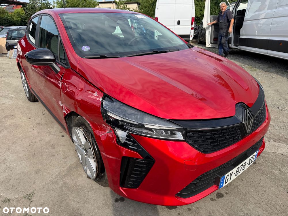 Renault Clio - 24