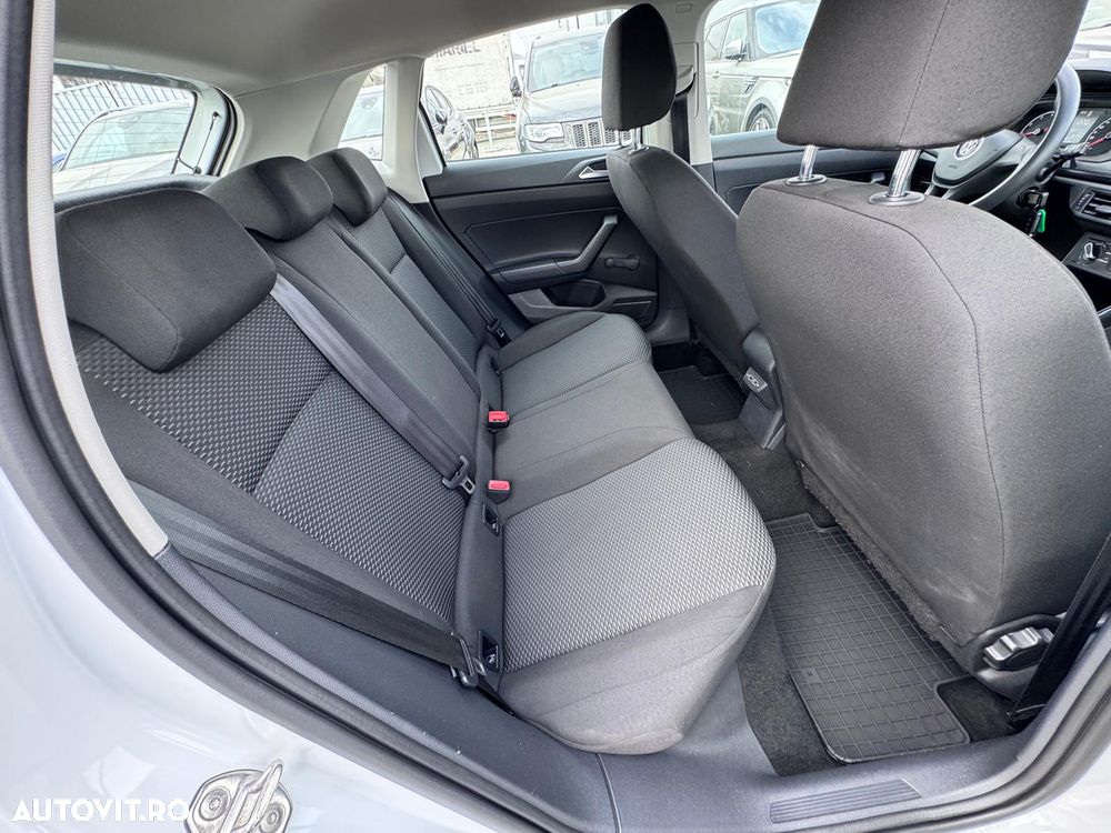 Volkswagen Polo - 10