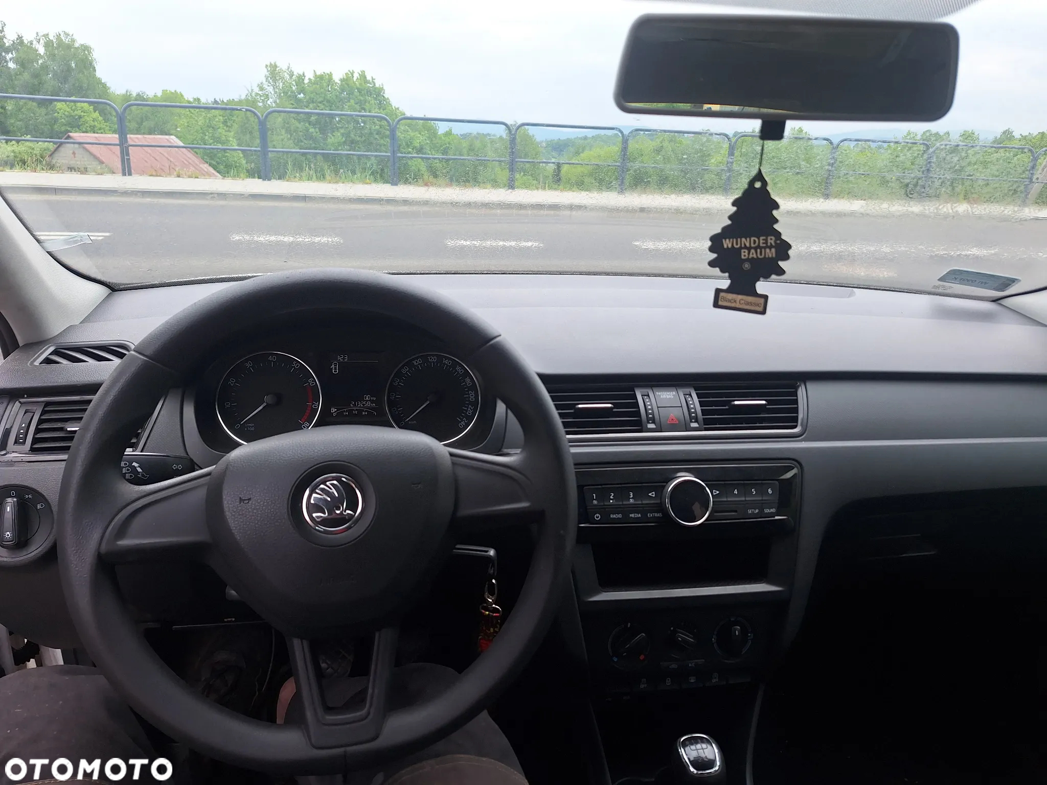 Skoda RAPID - 17