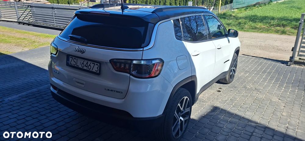 Jeep Compass - 10