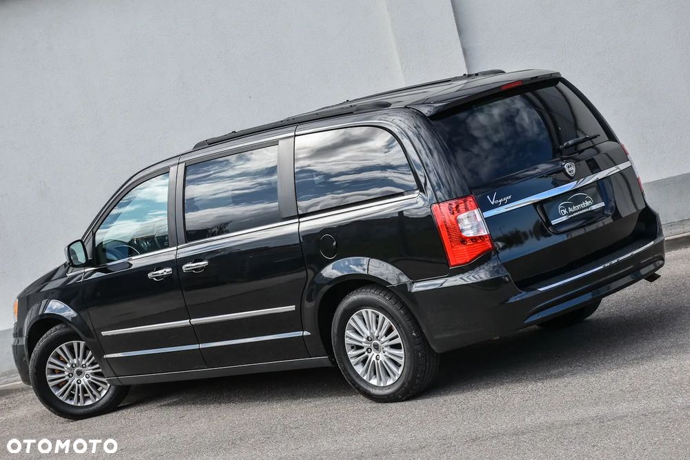 Lancia Voyager 2.8CRD Platinum - 10