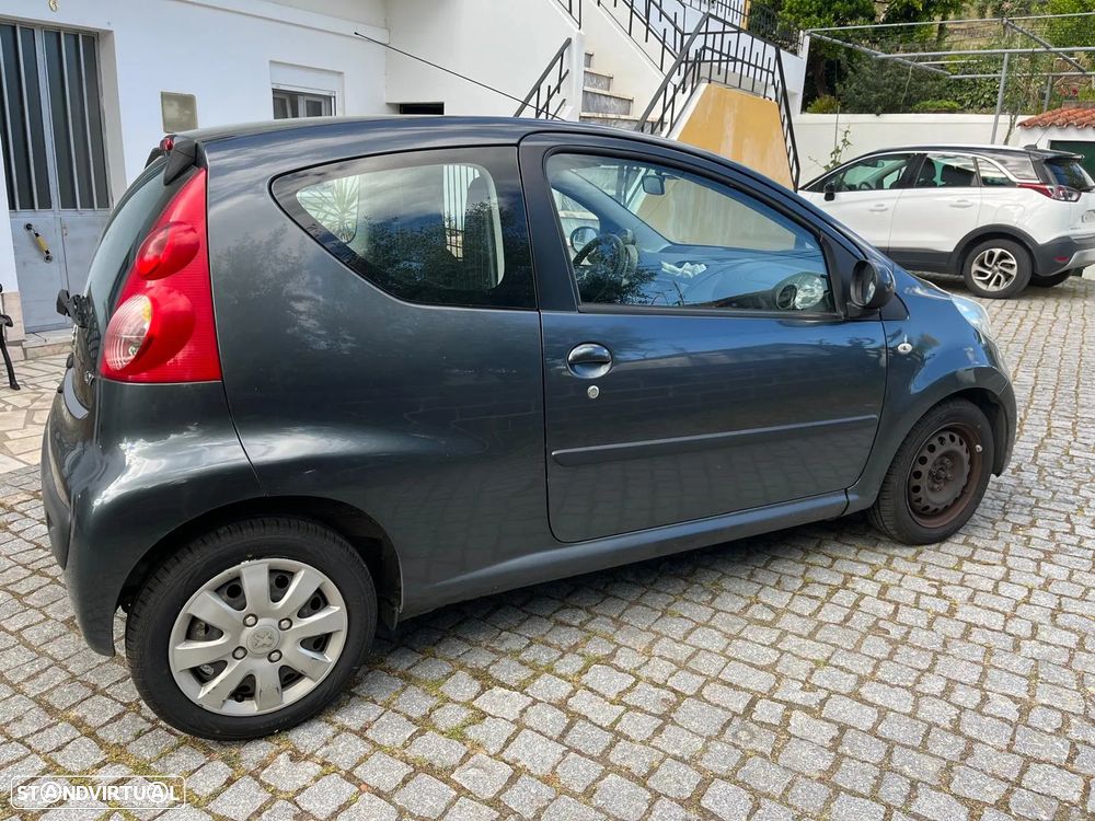 Peugeot 107 1.4 HDi Trendy - 4
