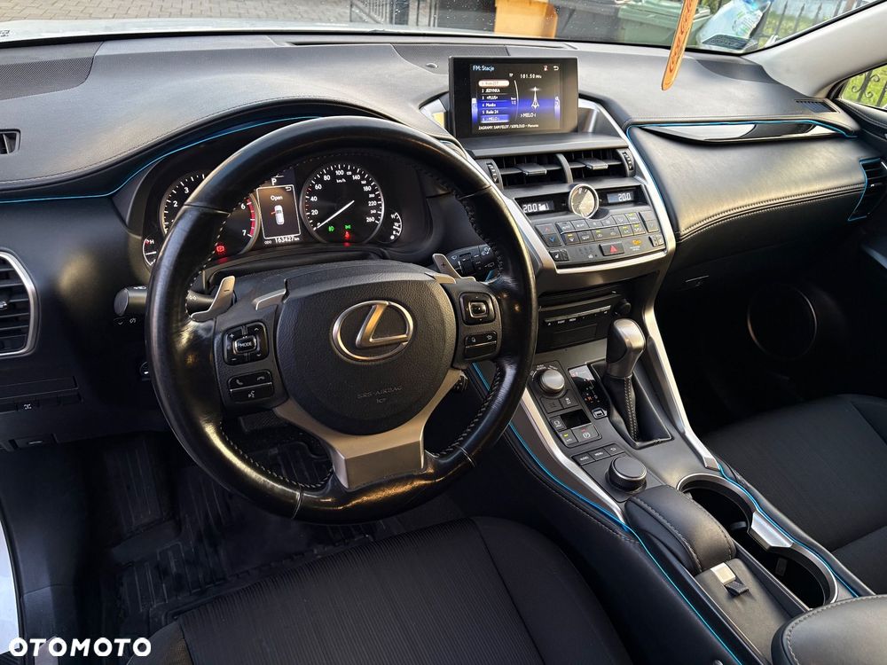 Lexus NX 200t Elite AWD - 14