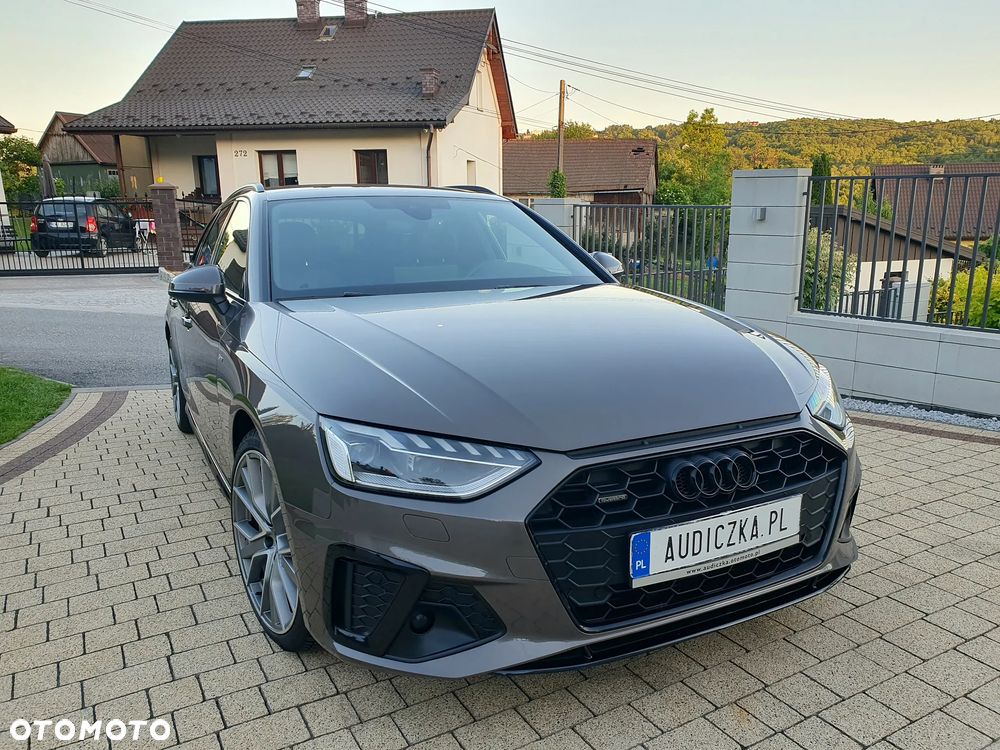 Audi A4 Avant 40 TDI quattro S tronic S line - 29