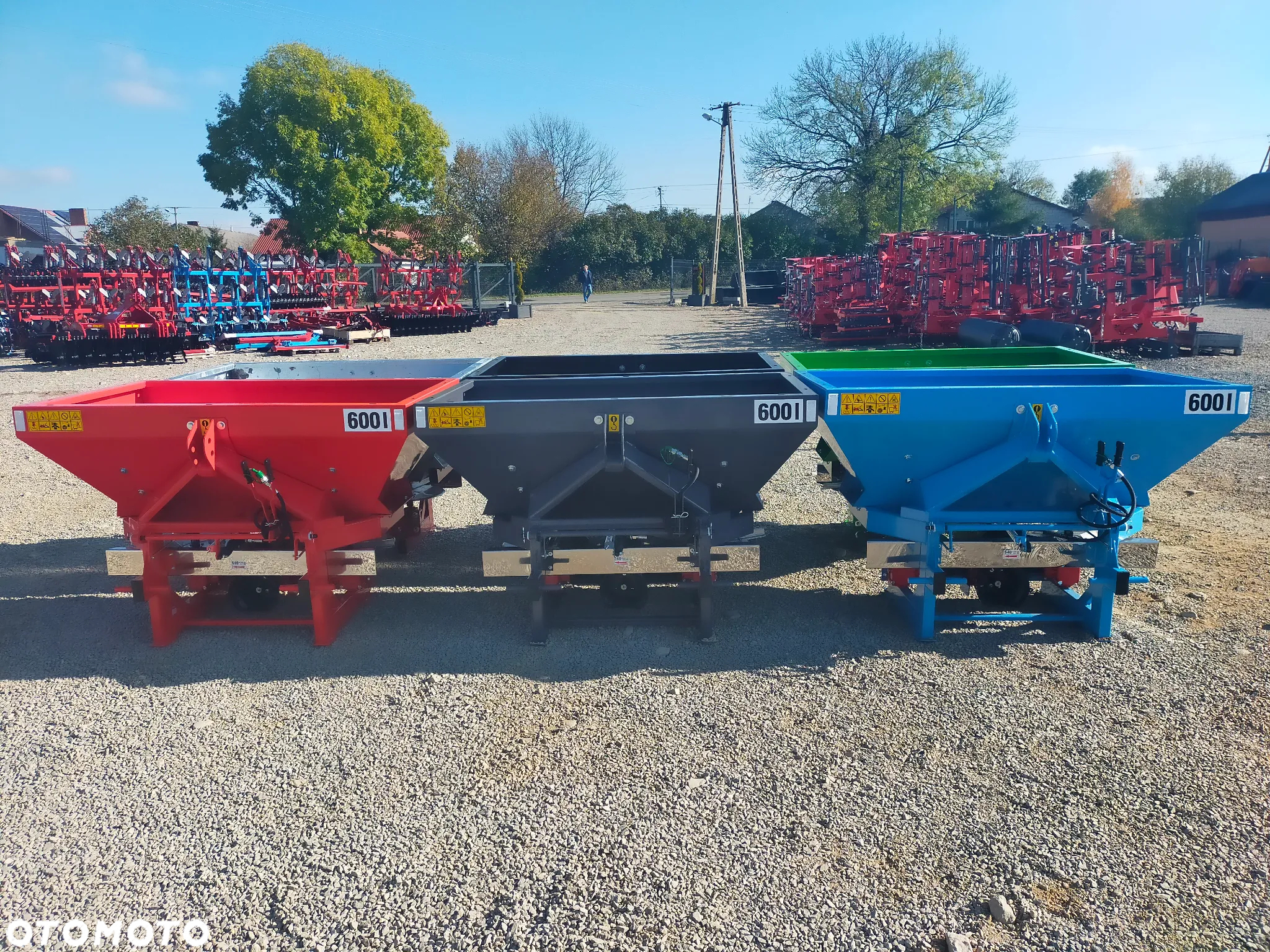 TYTAN rozsiewacz dwutalerzowy 400 - 1600l PLANDEKA/OCYNK strumyk - 7
