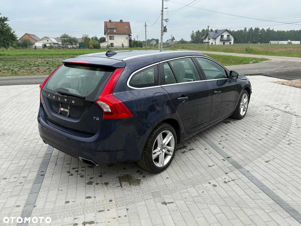 Volvo V60 - 2