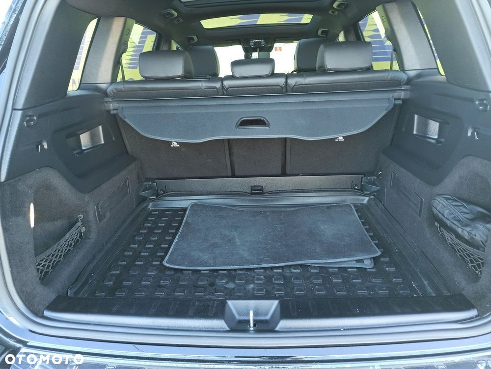 Mercedes-Benz GLB - 9