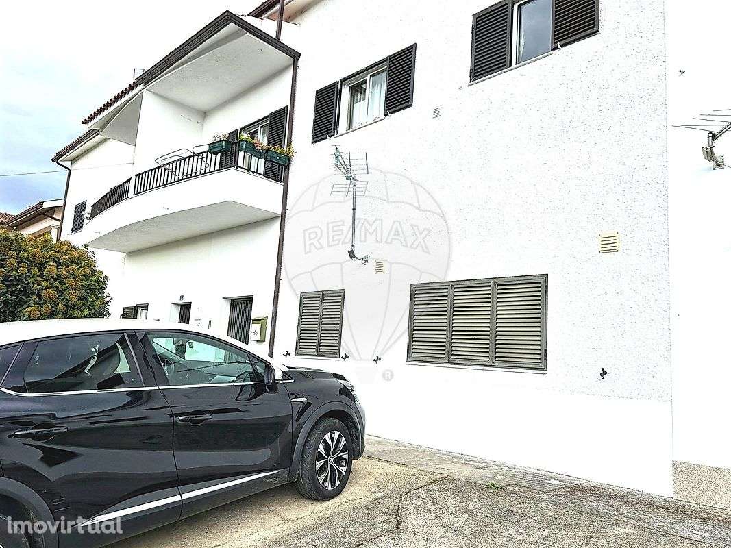 Moradia T2 para venda - Grande imagem: 2/26