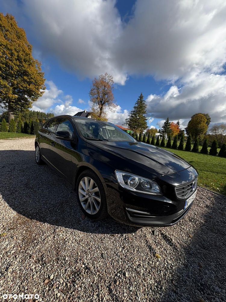 Volvo V60 D2 Drive-E Momentum - 10