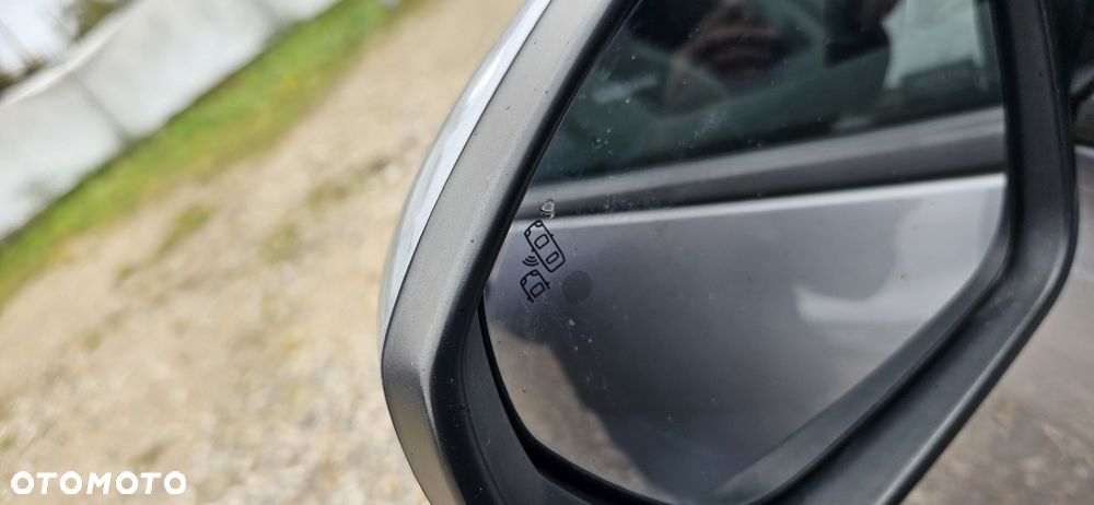 Peugeot 3008 - 18