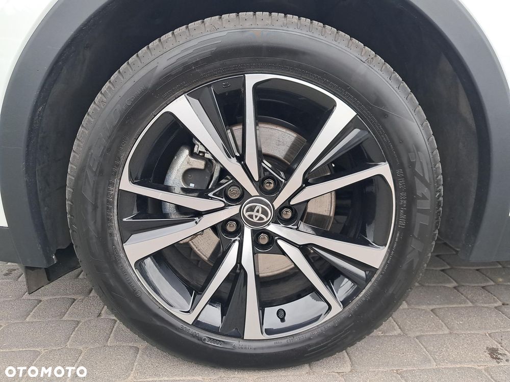 Toyota C-HR - 9