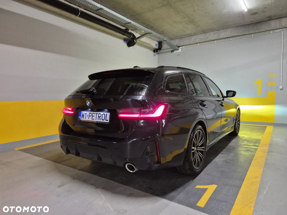 BMW Seria 3 320d xDrive M Sport Sport - 4