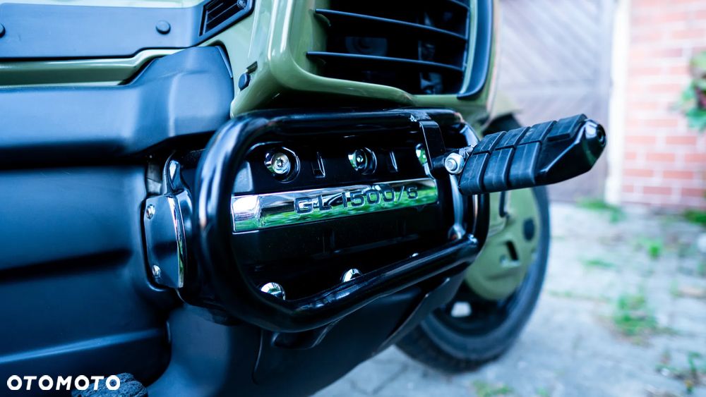 Honda GL - 23