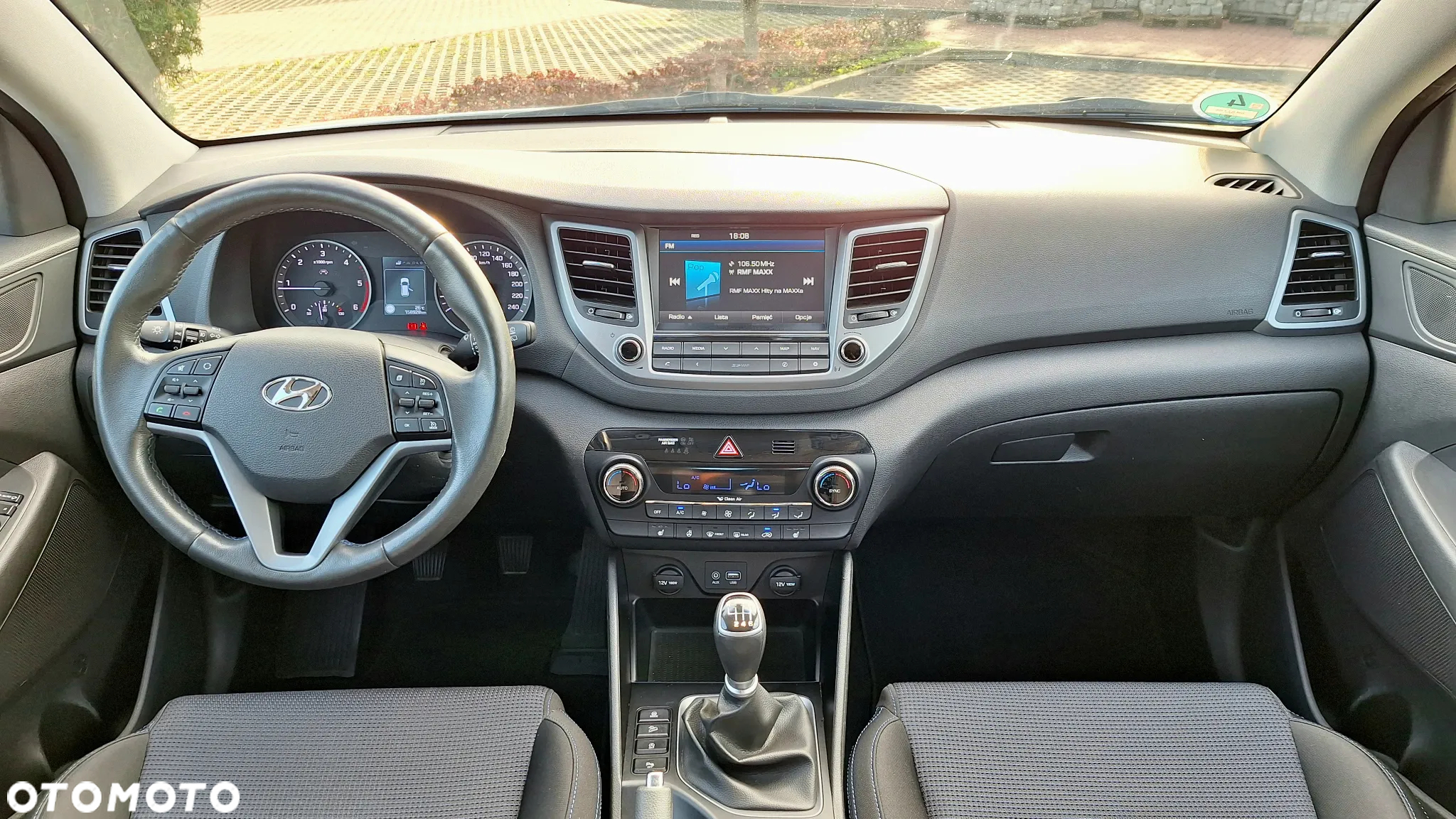 Hyundai Tucson blue 1.7 CRDi 2WD Intro Edition - 22
