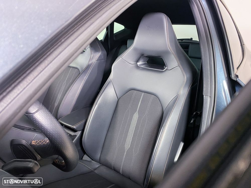 Cupra Formentor 1.4 e-Hybrid DSG VZ - 23