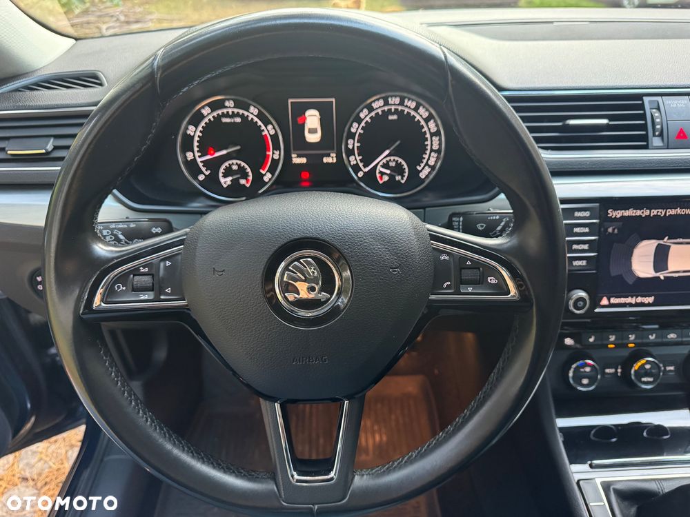 Skoda Superb 1.8 TSI Ambition - 24
