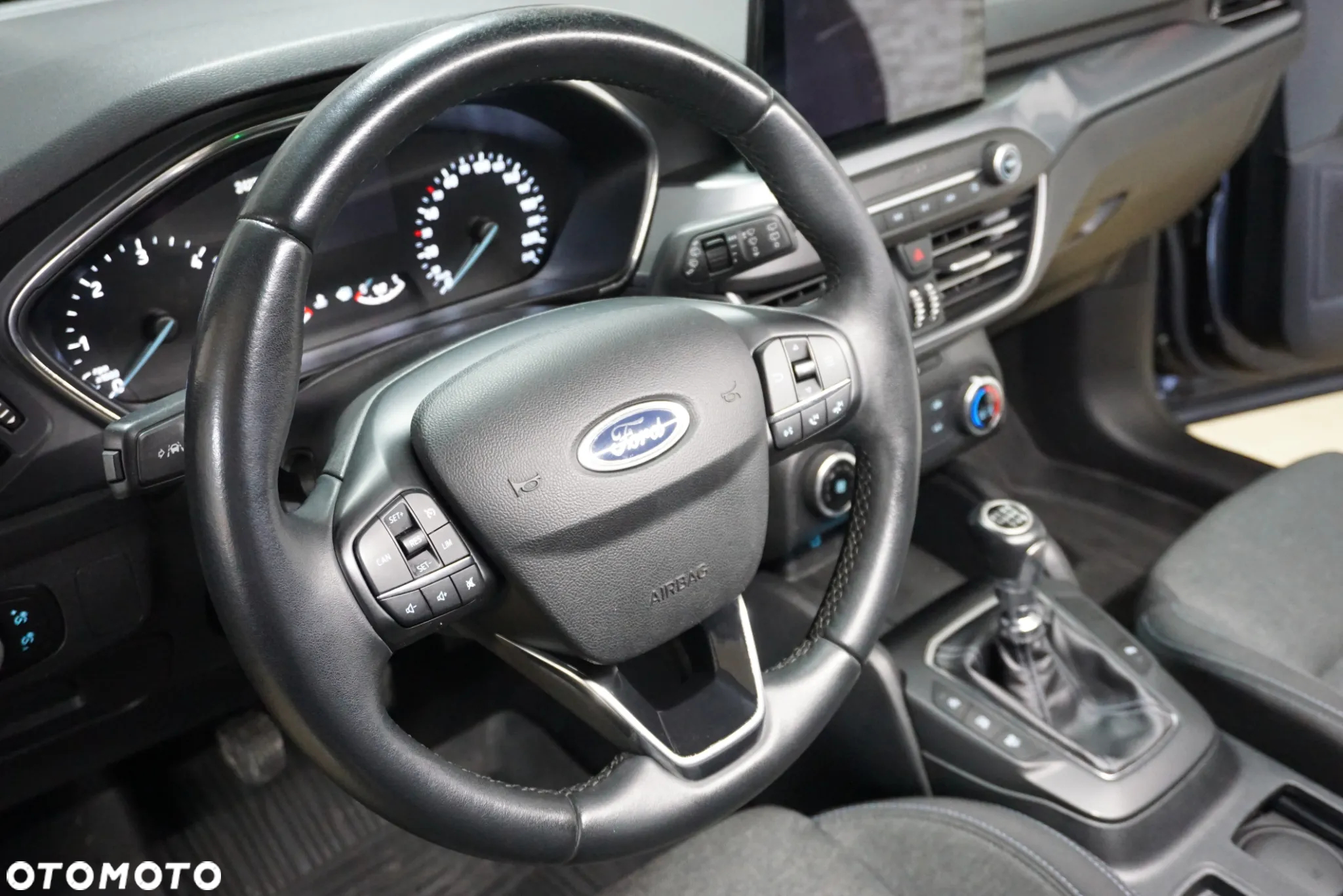 Ford Focus 1.5 EcoBlue Start-Stopp-System ACTIVE DESIGN - 25
